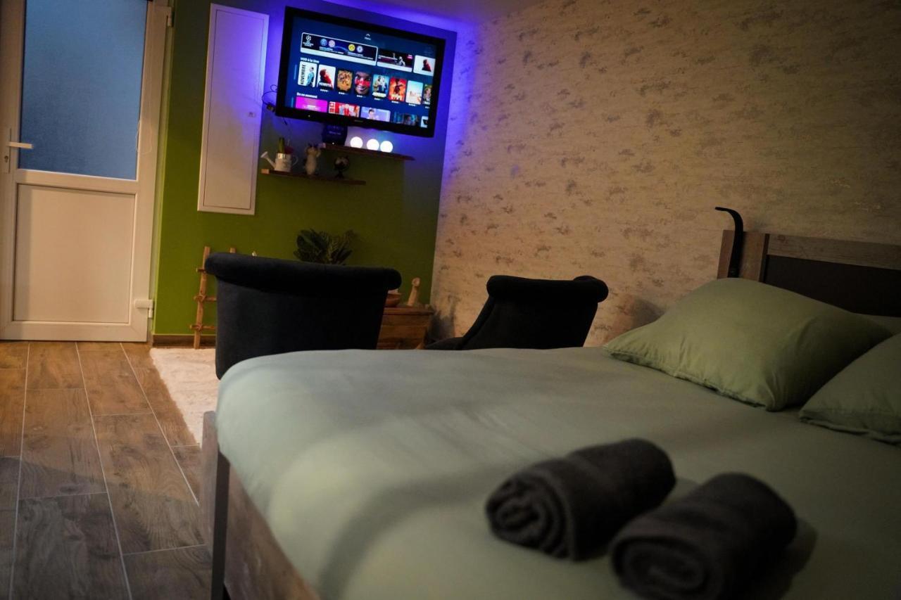 Nuit De La Sagesse "Jacuzzi Terrasse Et Parking Prive" Apartment Rouen Luaran gambar
